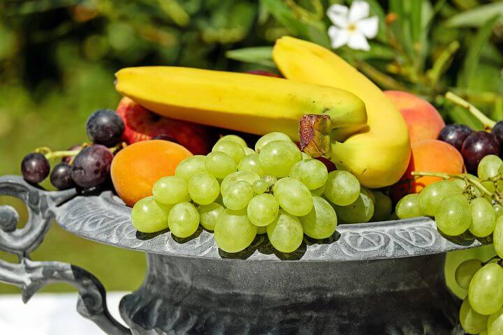 徹夜で勉強する時のおすすめの食べ物と悪い食べ物