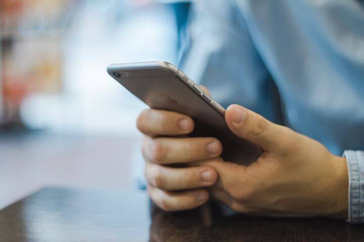徹夜で勉強することのデメリット「誘惑が多い」