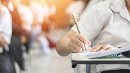 受験勉強あるある「予習をしていない時に限って授業中当てられる」