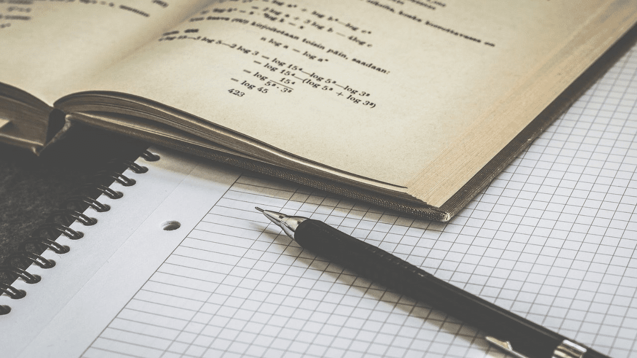 数学の成績を上げるには復習が必要